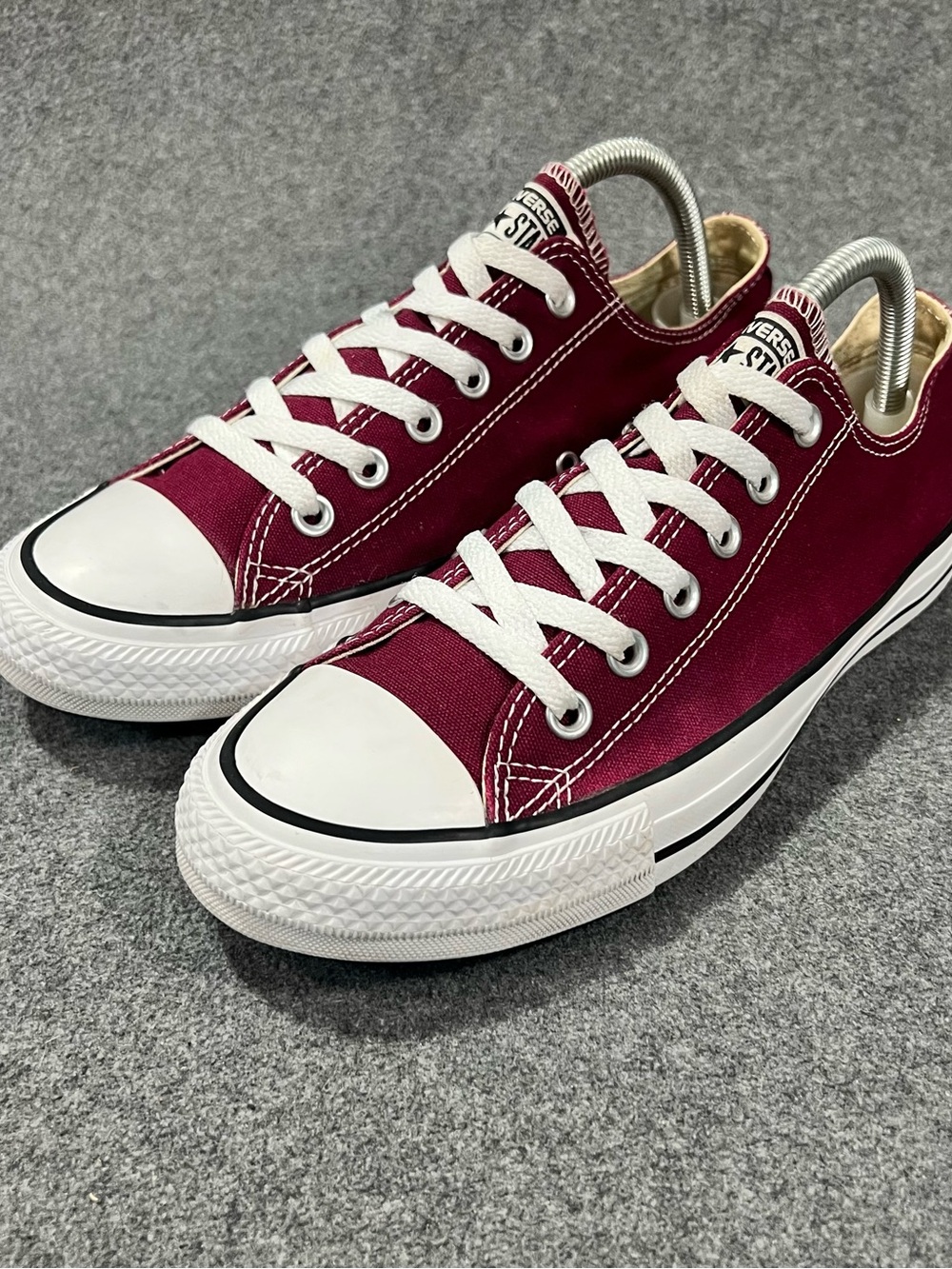 Converse Chuck Taylor All Star Ox Burgundy Low Top Casual Sneaker Women’s 9